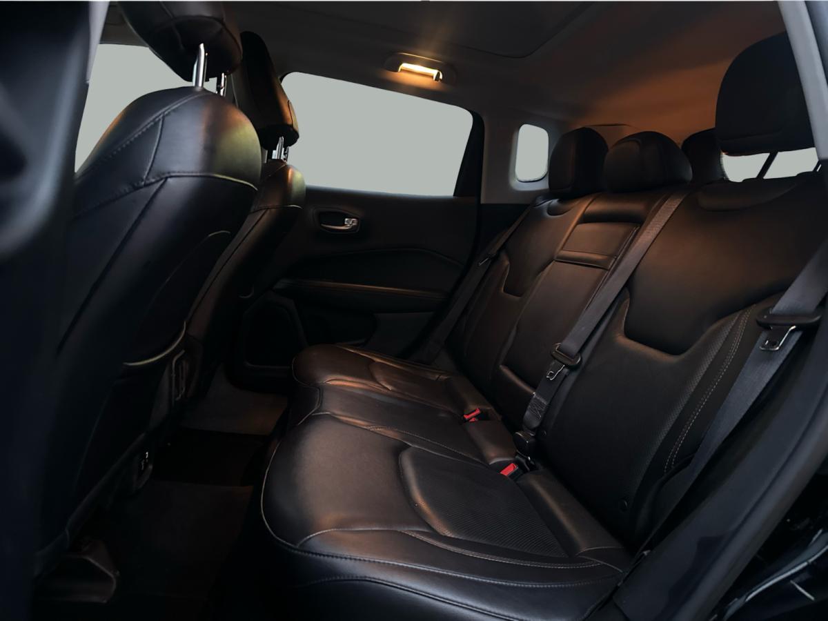 2017 Jeep Compass - Image 13