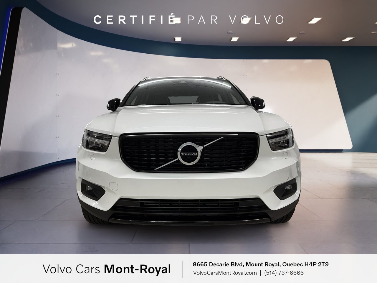 2022 Volvo XC40 - Image 2
