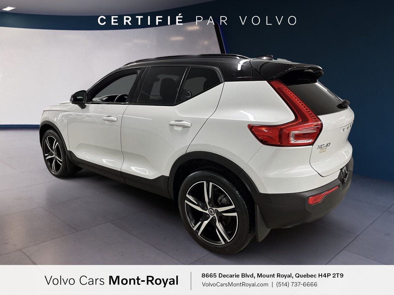 2022 Volvo XC40 - Image 4