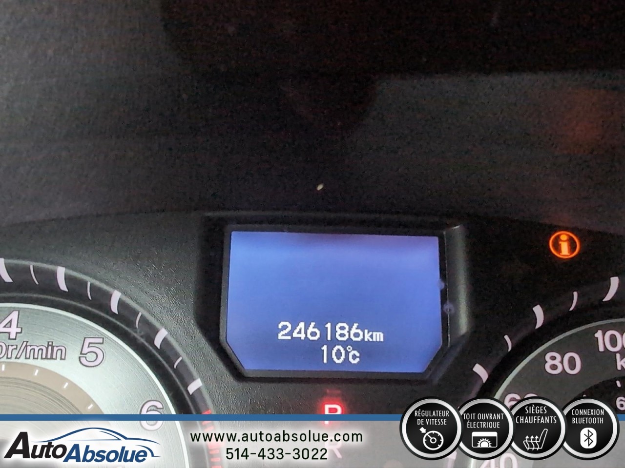 2015 Honda Odyssey - Image 12