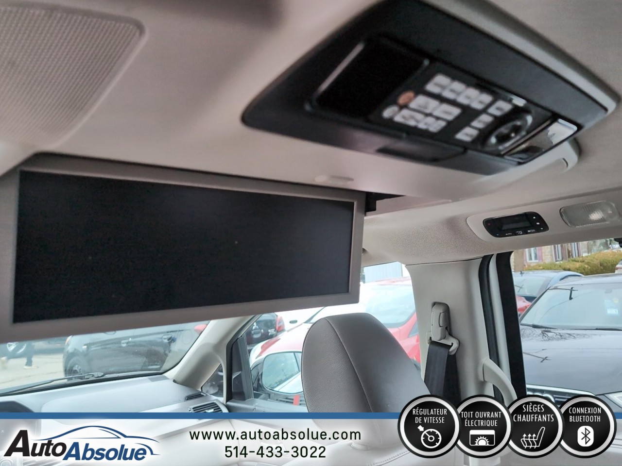 2015 Honda Odyssey - Image 20