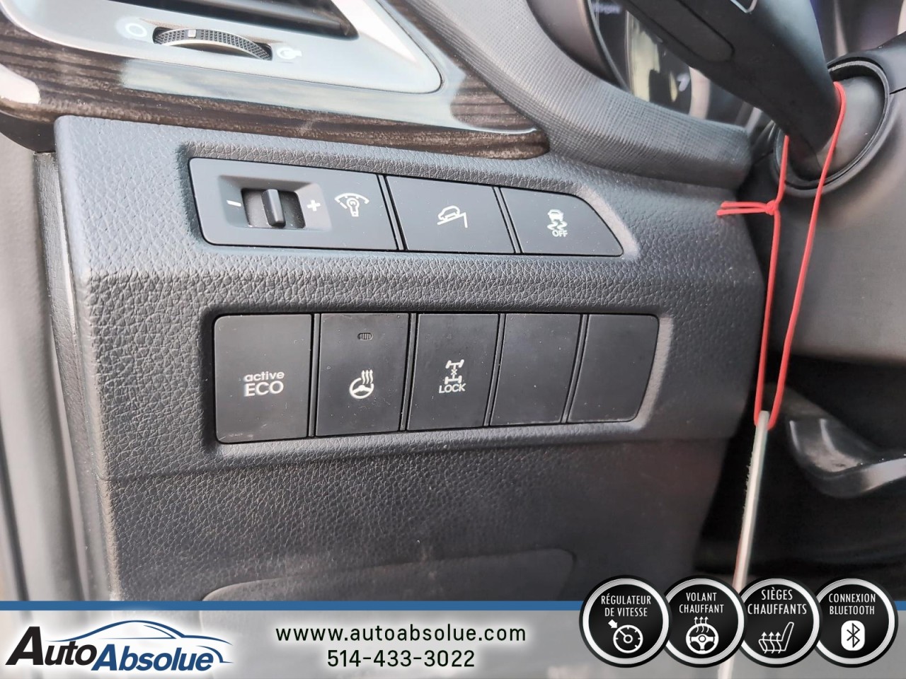 2015 Hyundai Santa Fe Sport - Image 16