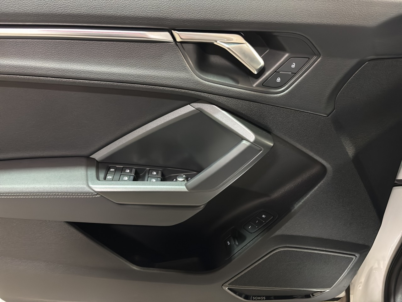 2024 Audi Q3 - Image 9