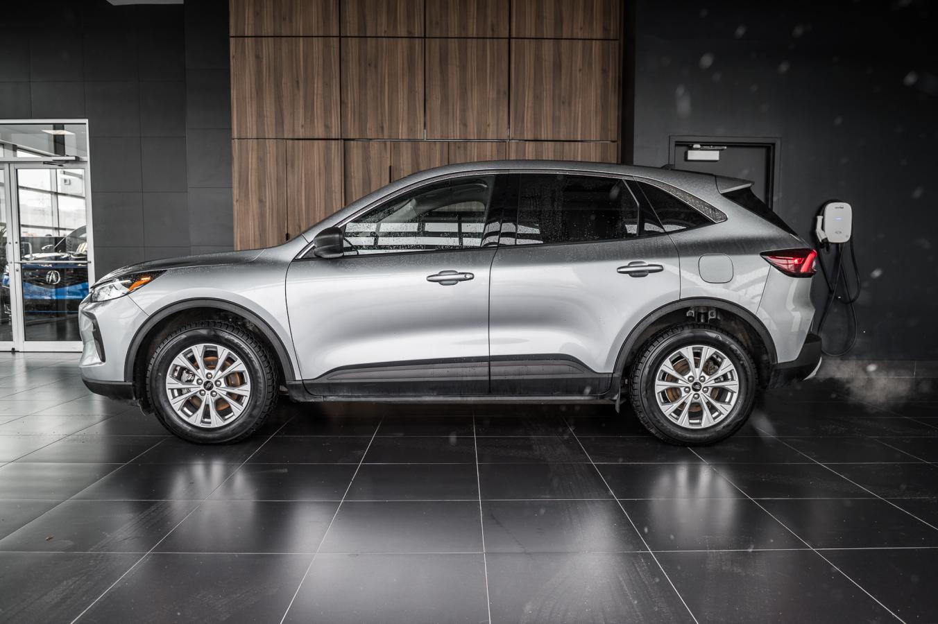 2023 Ford Escape - Image 6