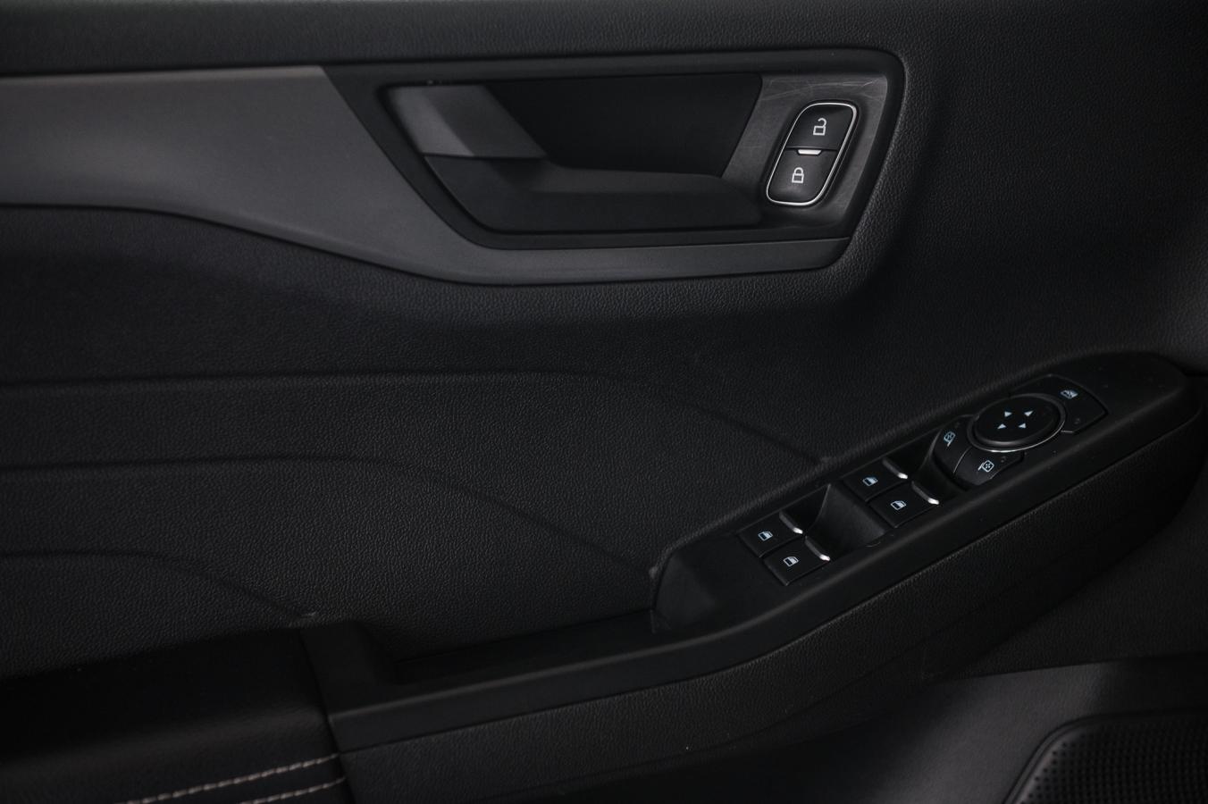 2023 Ford Escape - Image 14