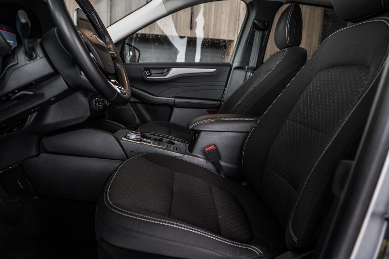 2023 Ford Escape - Image 15