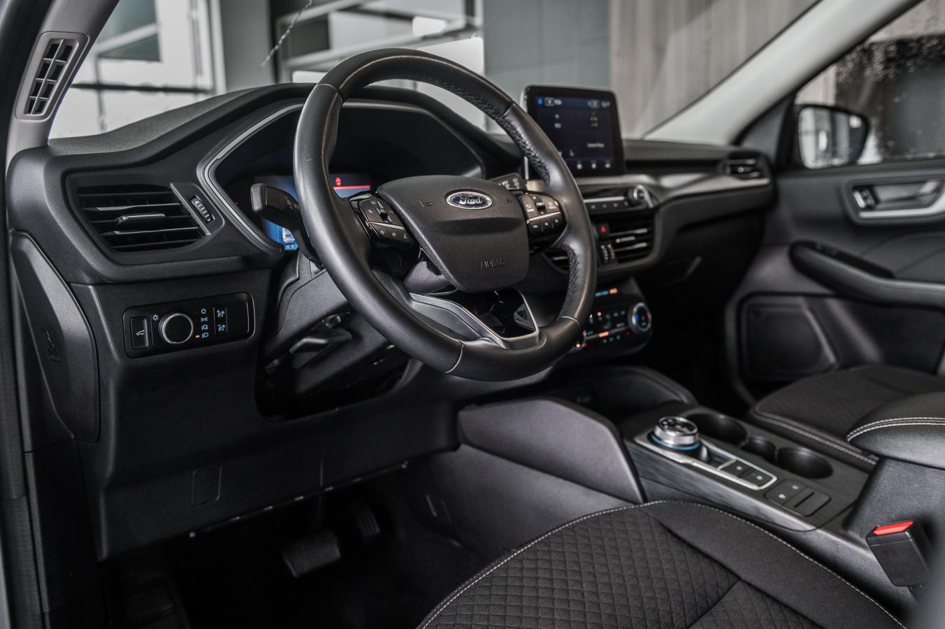 2023 Ford Escape - Image 17