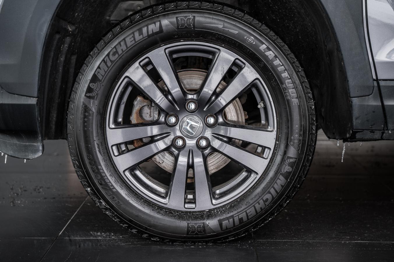 2020 Honda Ridgeline - Image 25