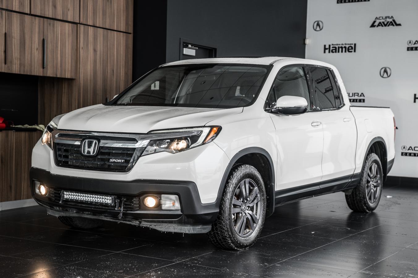 2017 Honda Ridgeline - Image 21