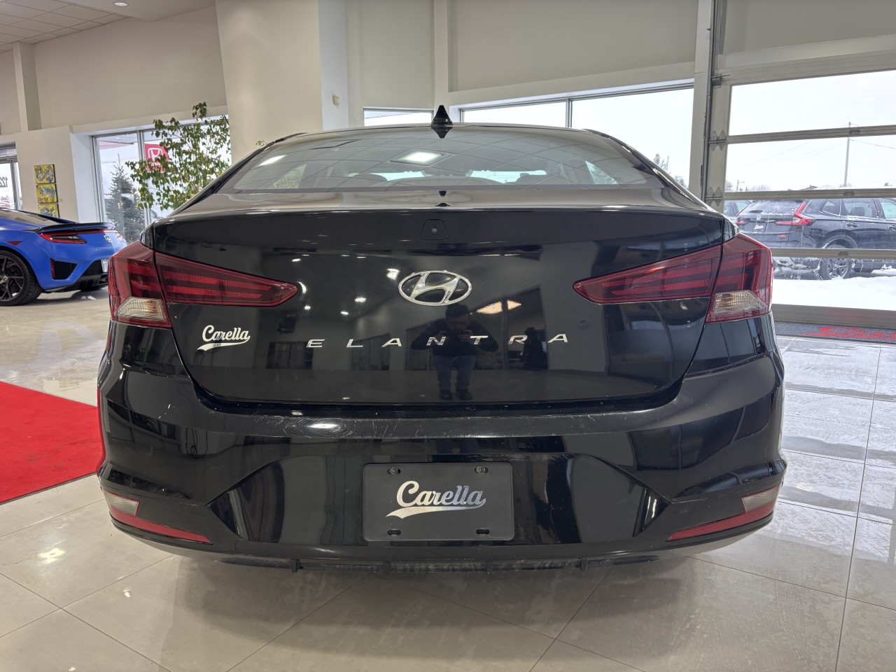 2019 Hyundai Elantra - Image 7