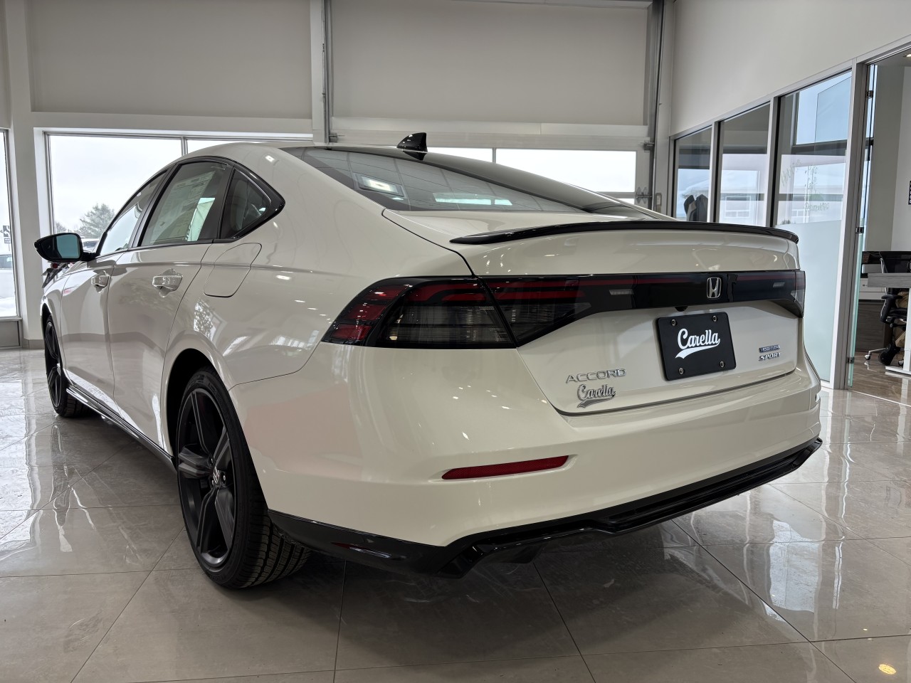 2025 Honda Accord Hybride - Image 8