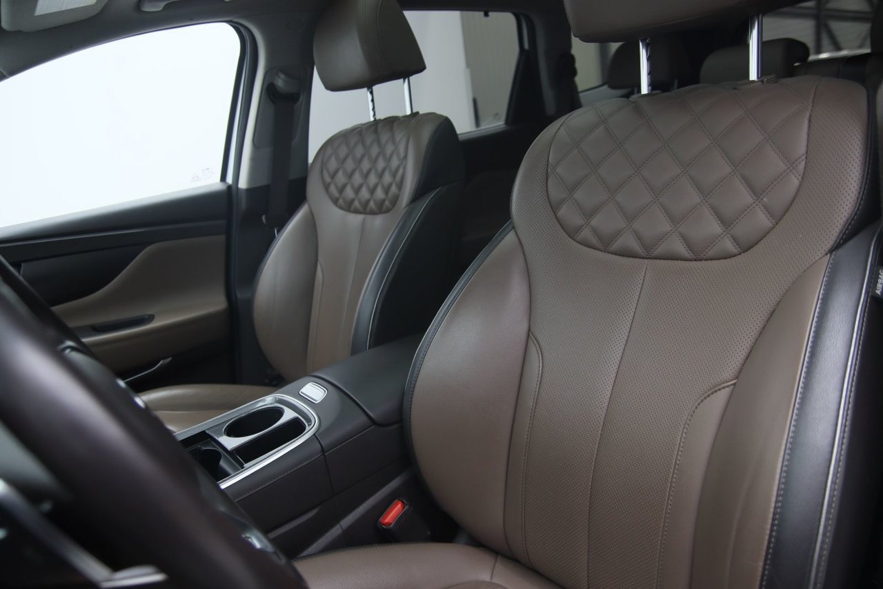 2022 Hyundai Santa Fe Hybrid - Image 7