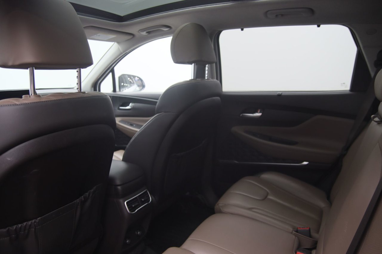 2022 Hyundai Santa Fe Hybrid - Image 9