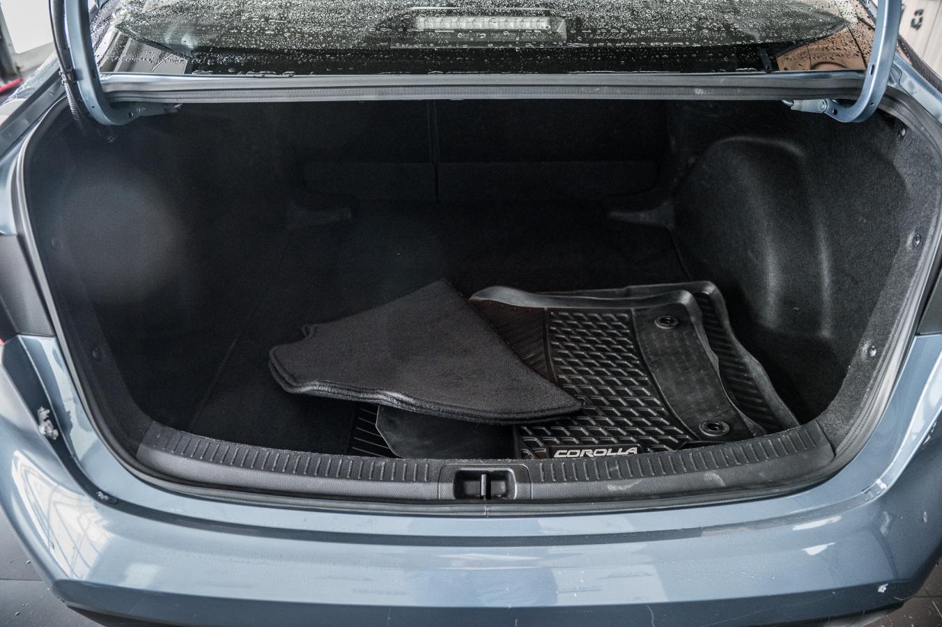 2023 Toyota Corolla - Image 11
