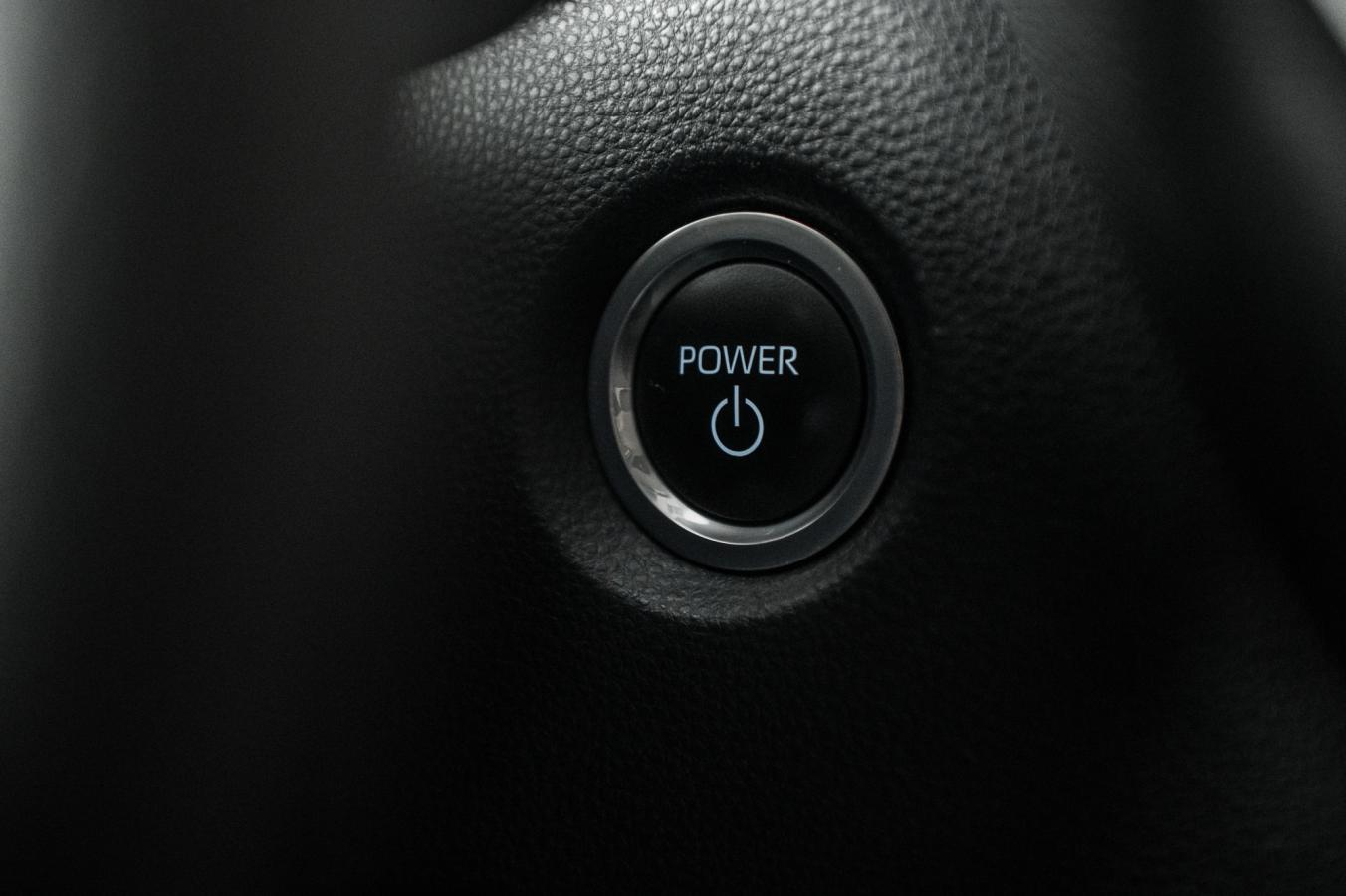 2023 Toyota Corolla - Image 19