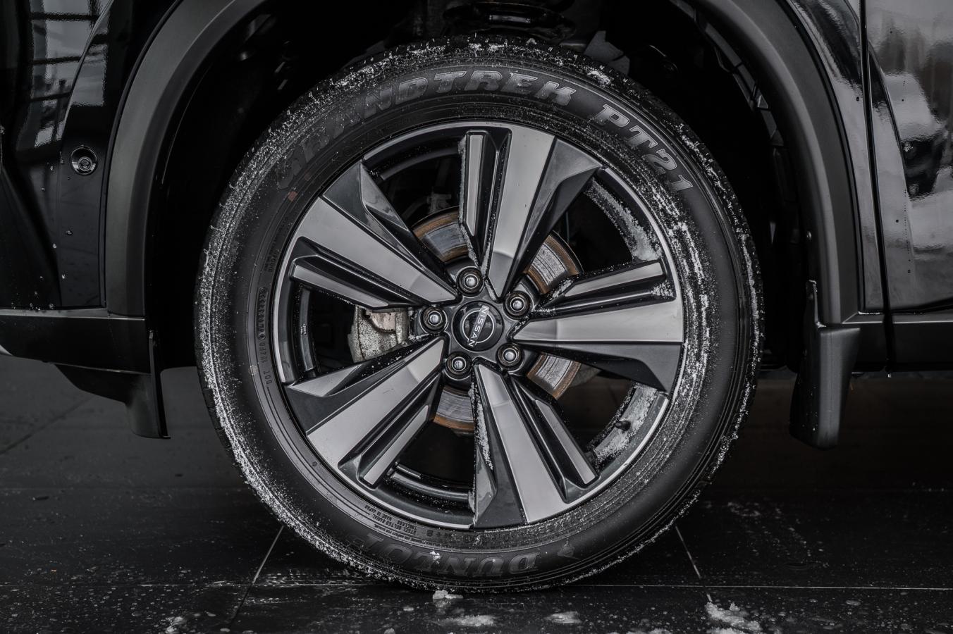 2023 Nissan Rogue - Image 5