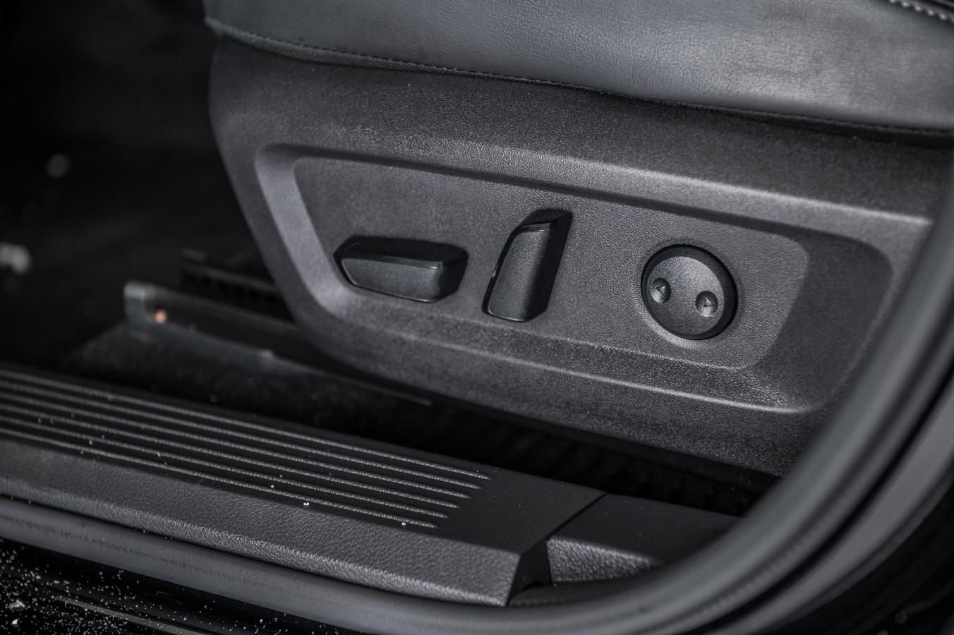 2023 Nissan Rogue - Image 15