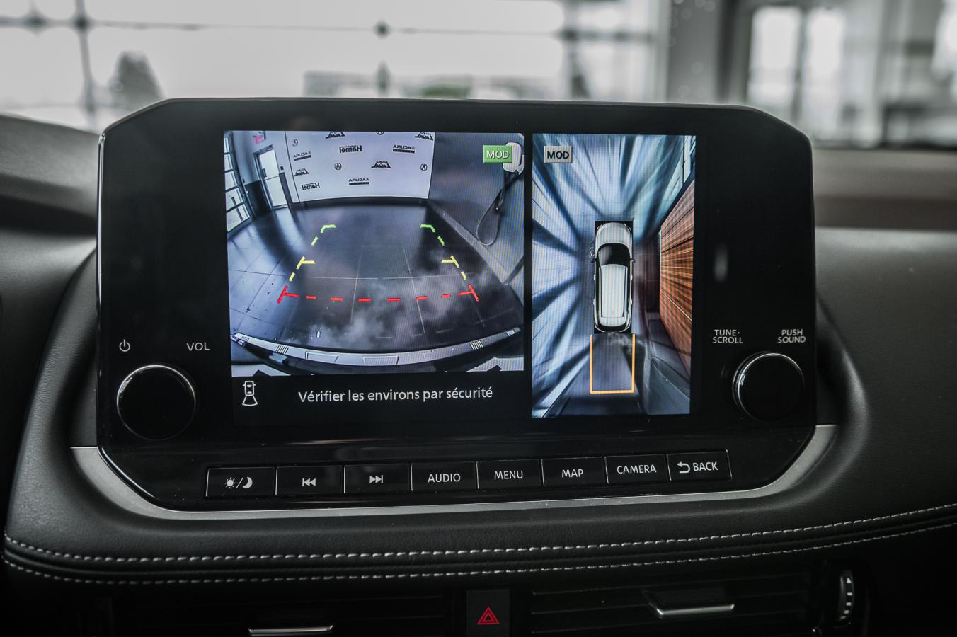 2023 Nissan Rogue - Image 21