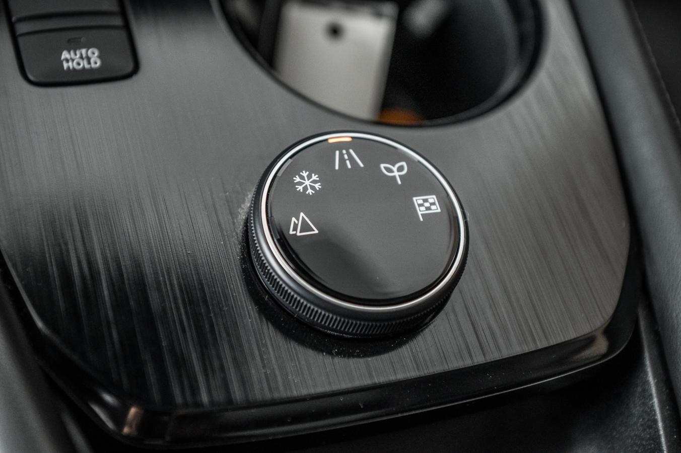 2023 Nissan Rogue - Image 30