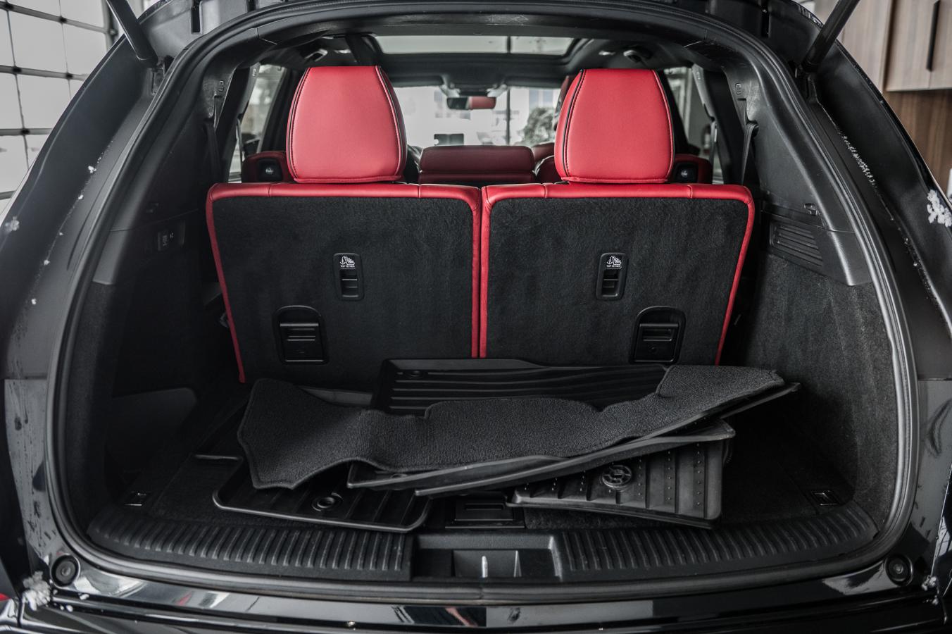 2022 Acura MDX - Image 11