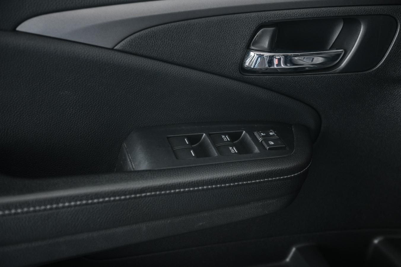 2020 Honda Ridgeline - Image 31