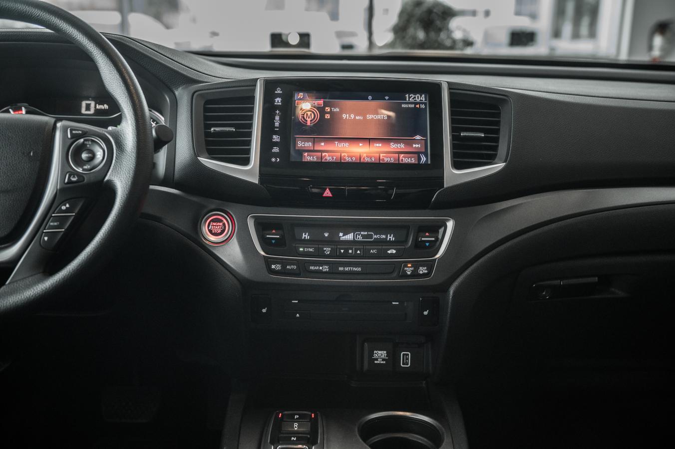 2020 Honda Ridgeline - Image 50