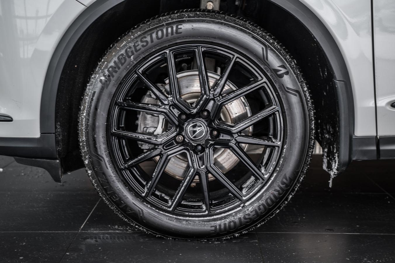 2024 Acura MDX - Image 25