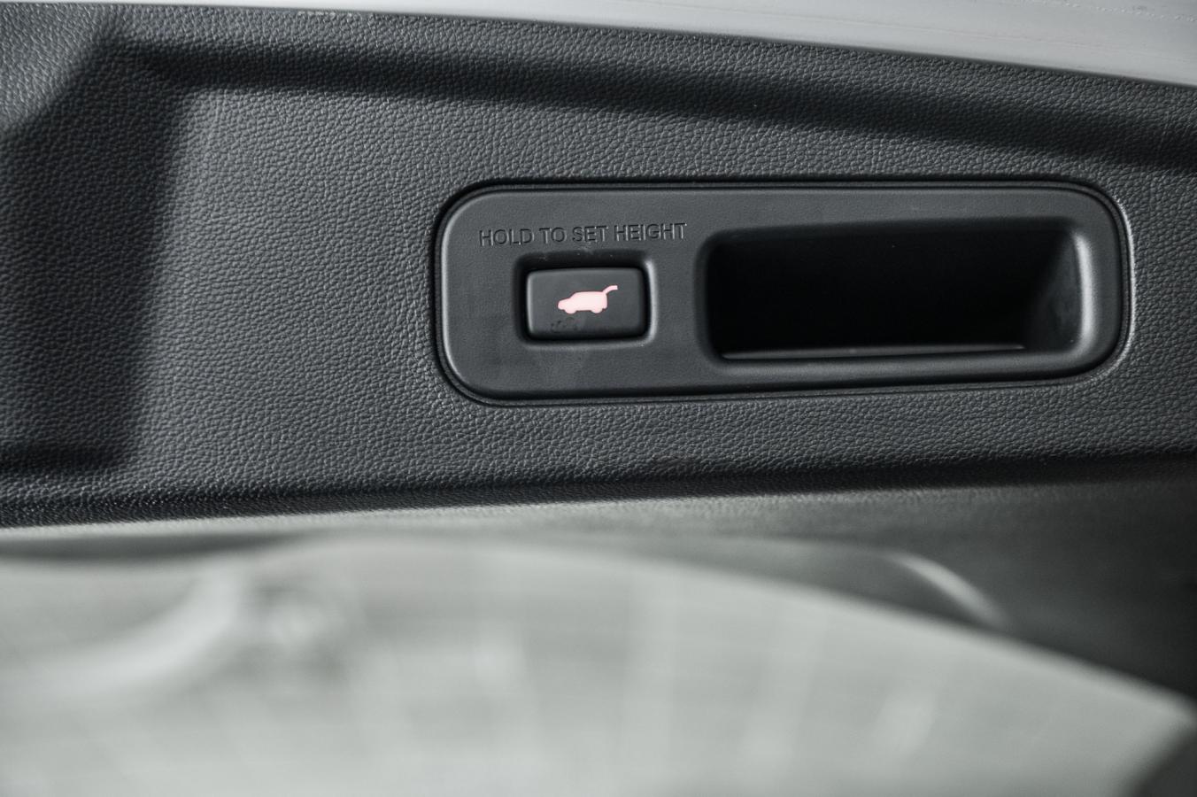 2024 Acura MDX - Image 32