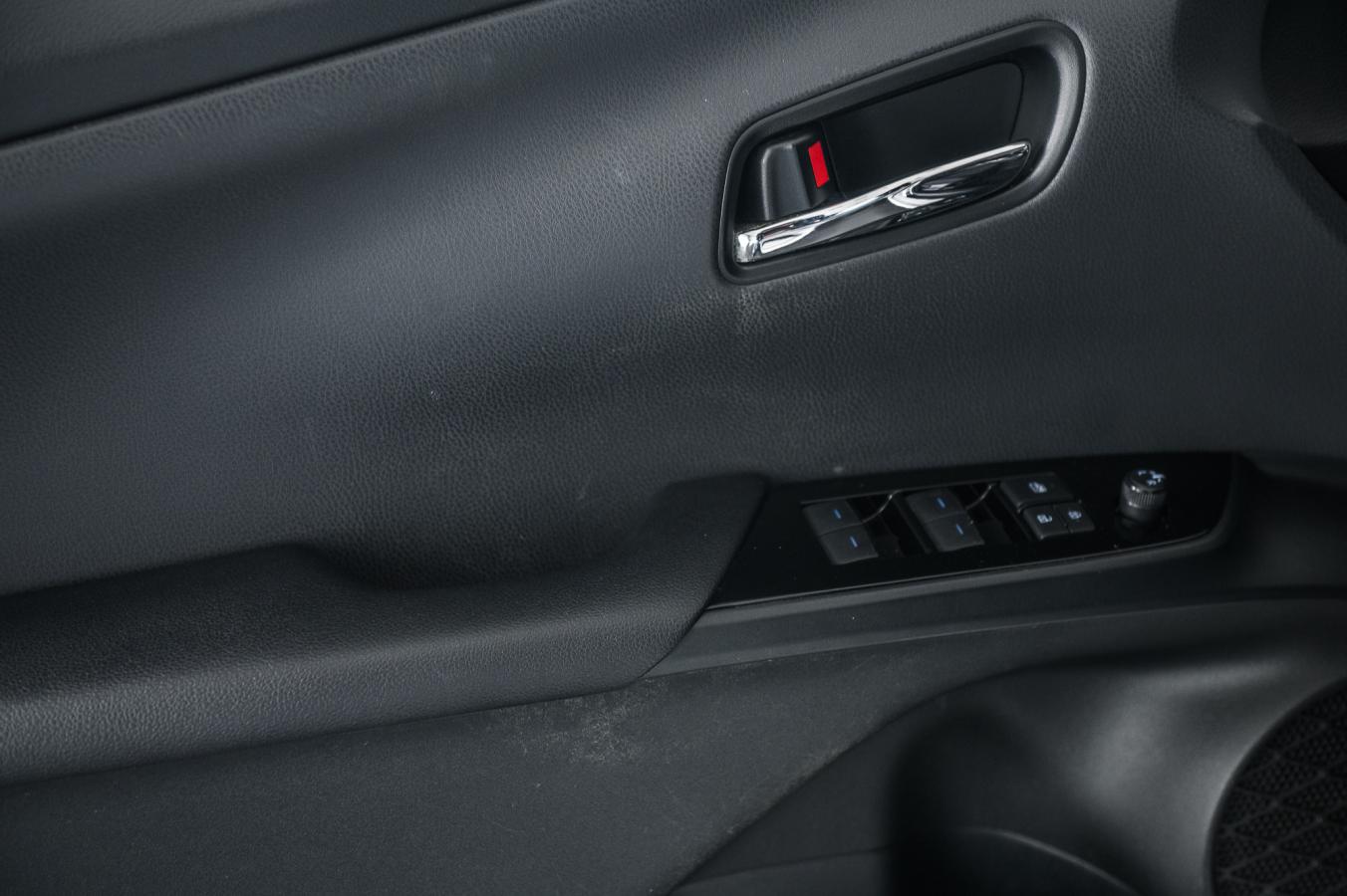 2019 Toyota Prius Prime - Image 29