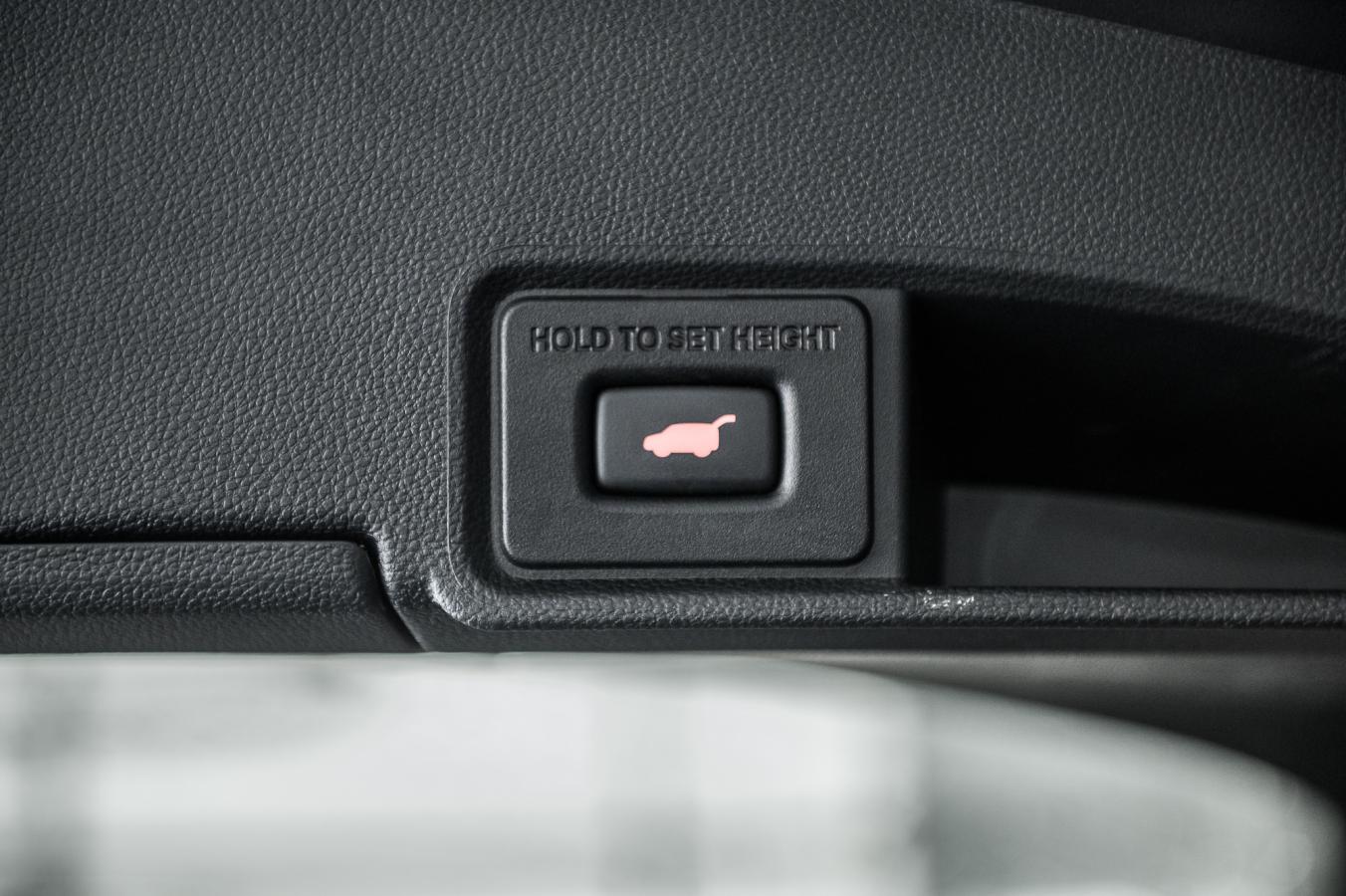 2022 Acura RDX - Image 13