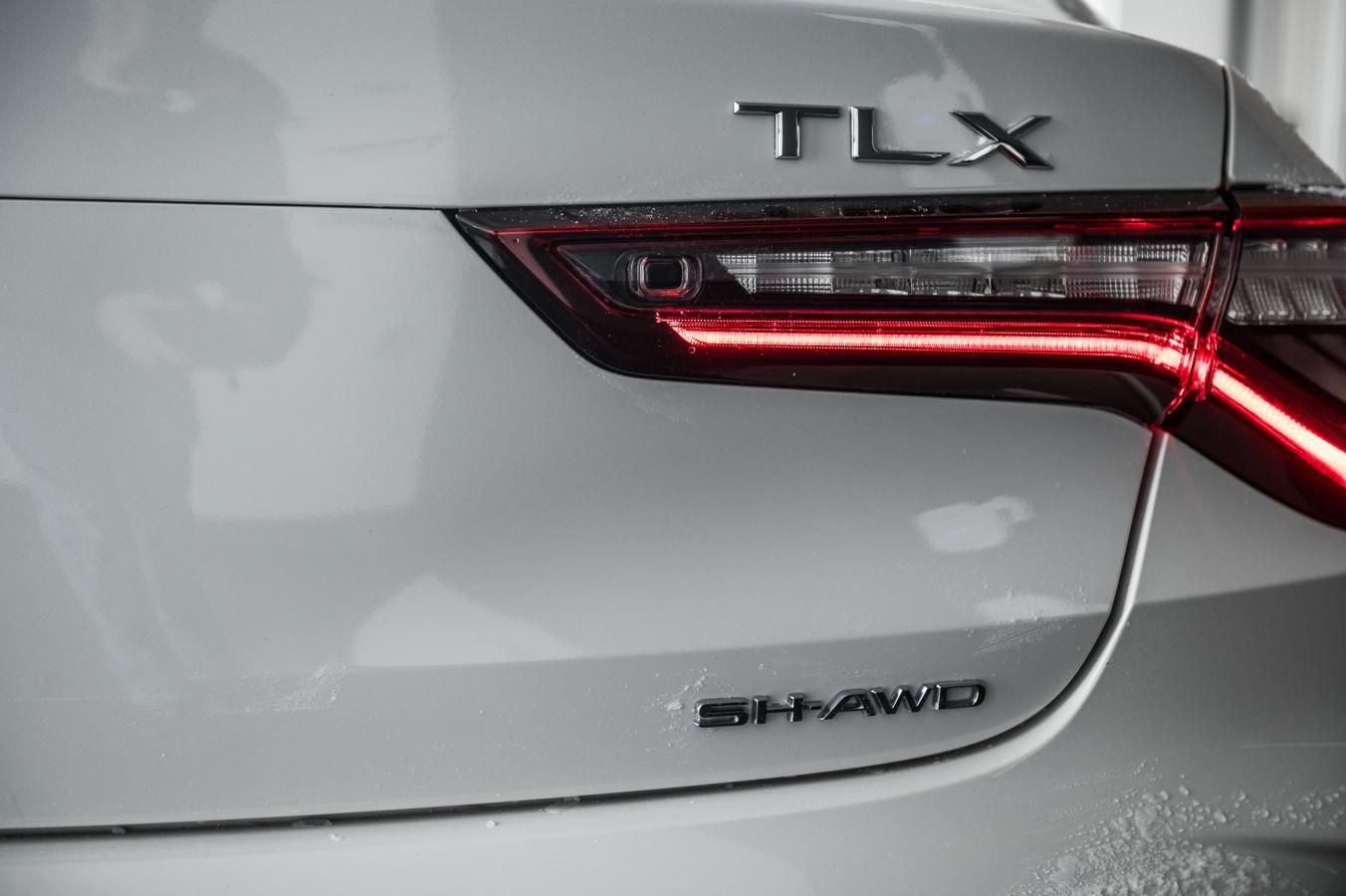 2021 Acura TLX - Image 31