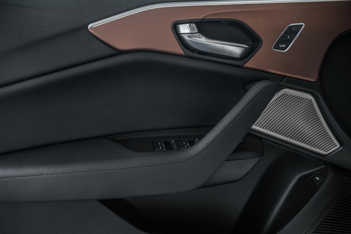 2021 Acura TLX - Image 33