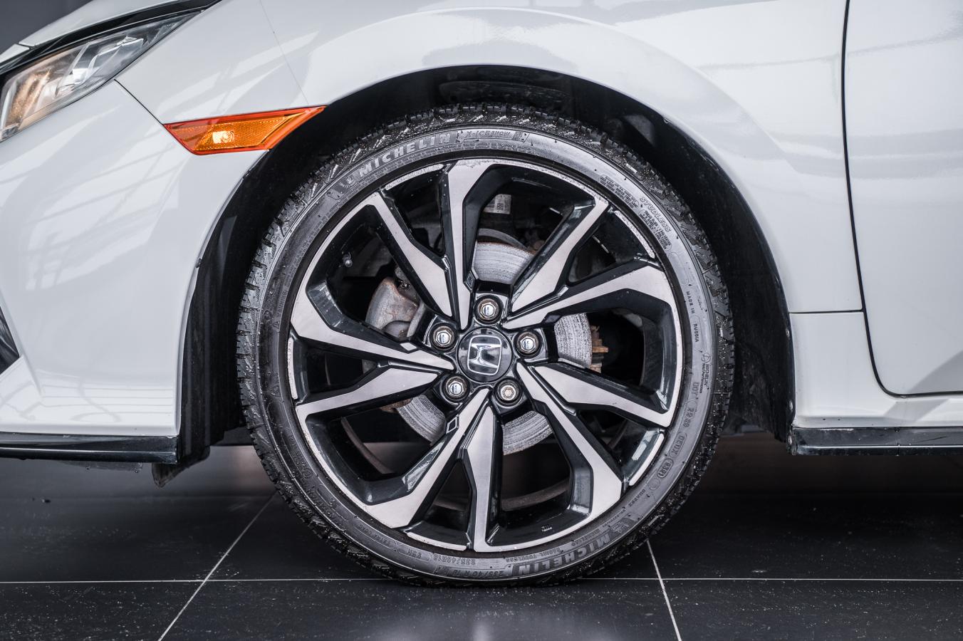 2019 Honda Civic - Image 20