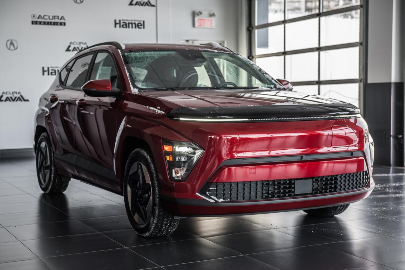 2024 Hyundai Kona Electric - Image 5