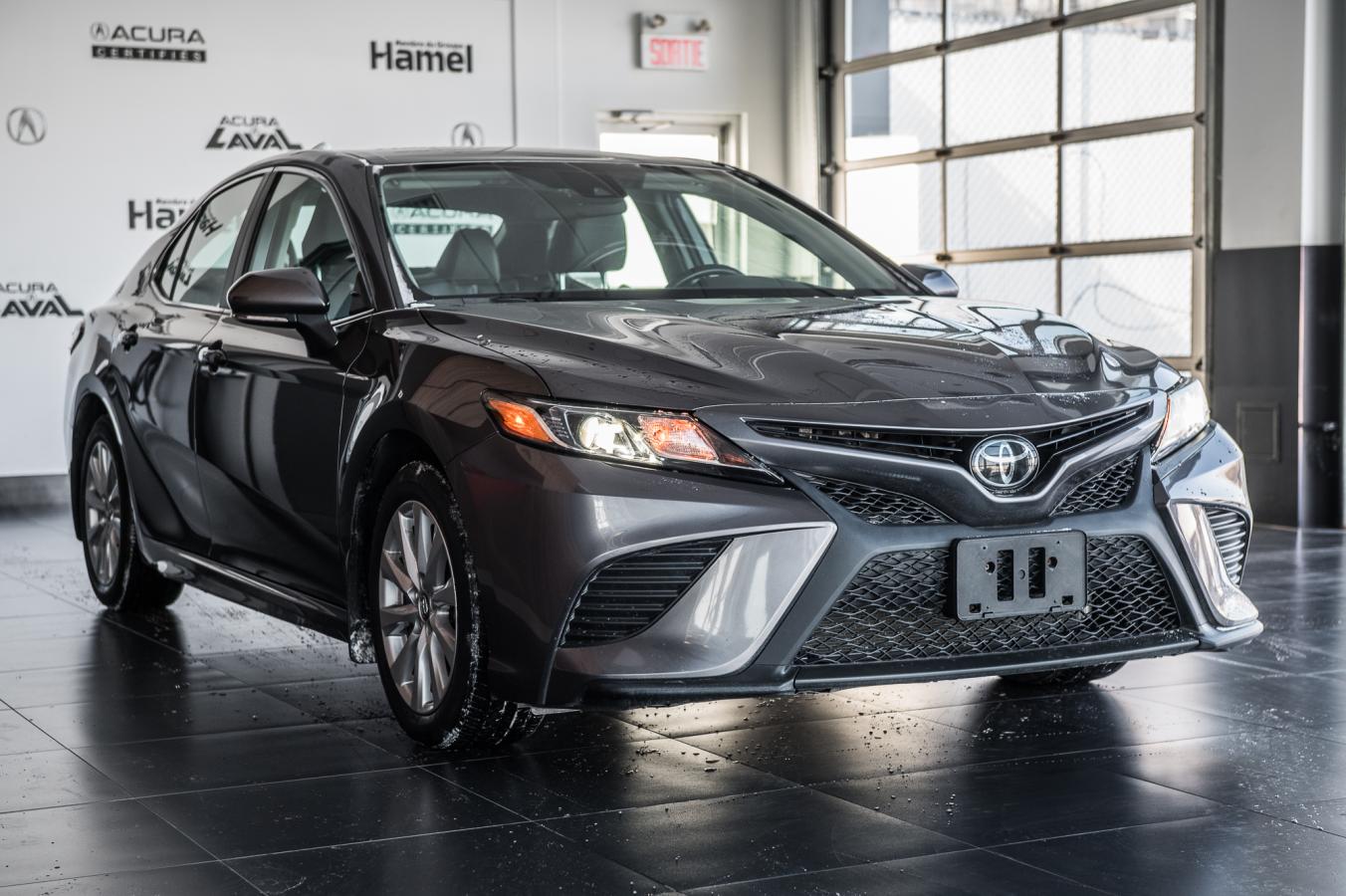 2019 Toyota Camry - Image 22