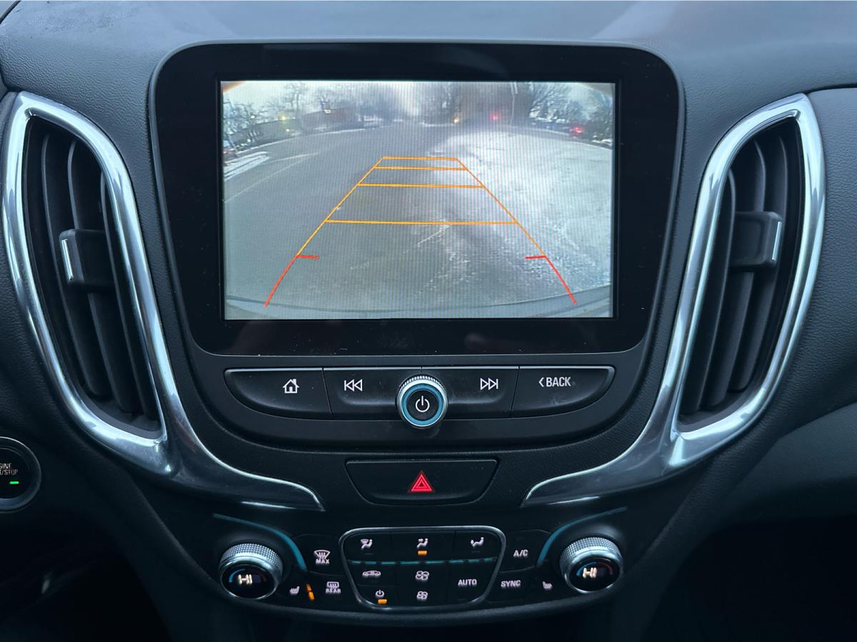 2018 Chevrolet Equinox - Image 14