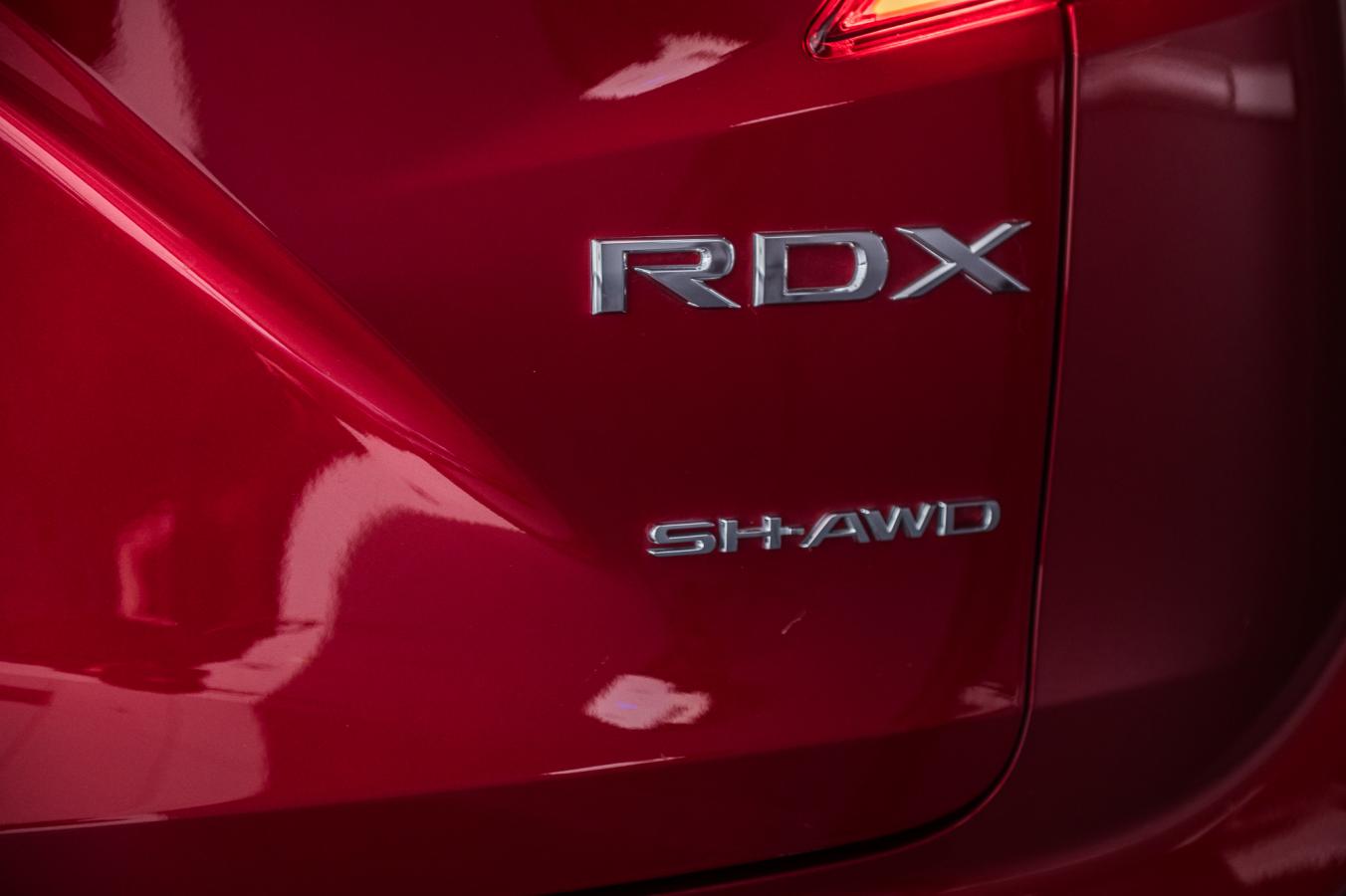 2020 Acura RDX - Image 32