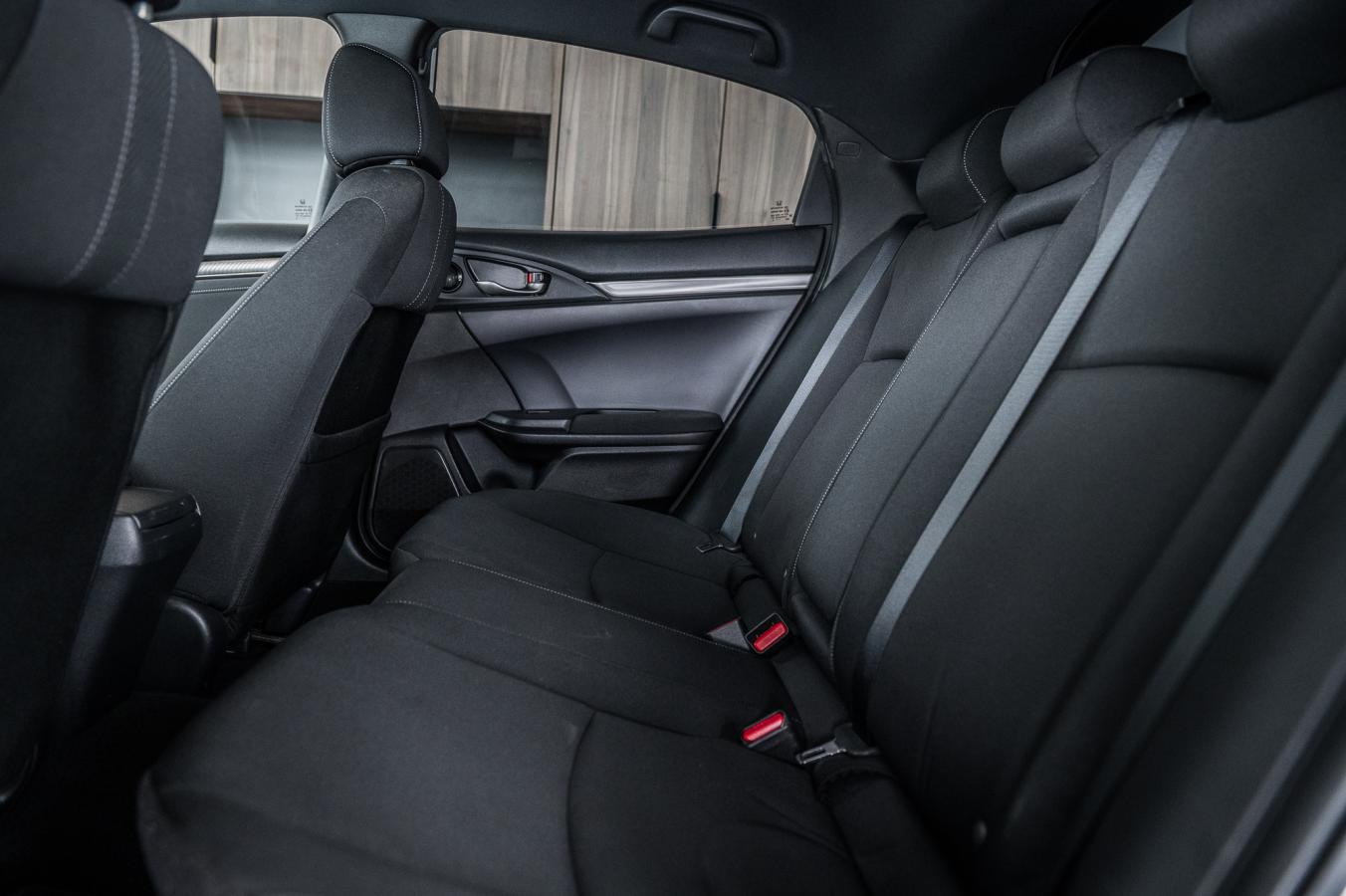 2019 Honda Civic - Image 40