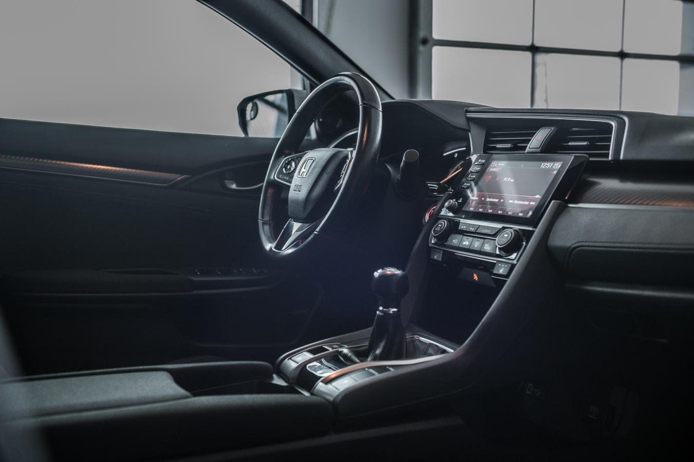 2019 Honda Civic - Image 44