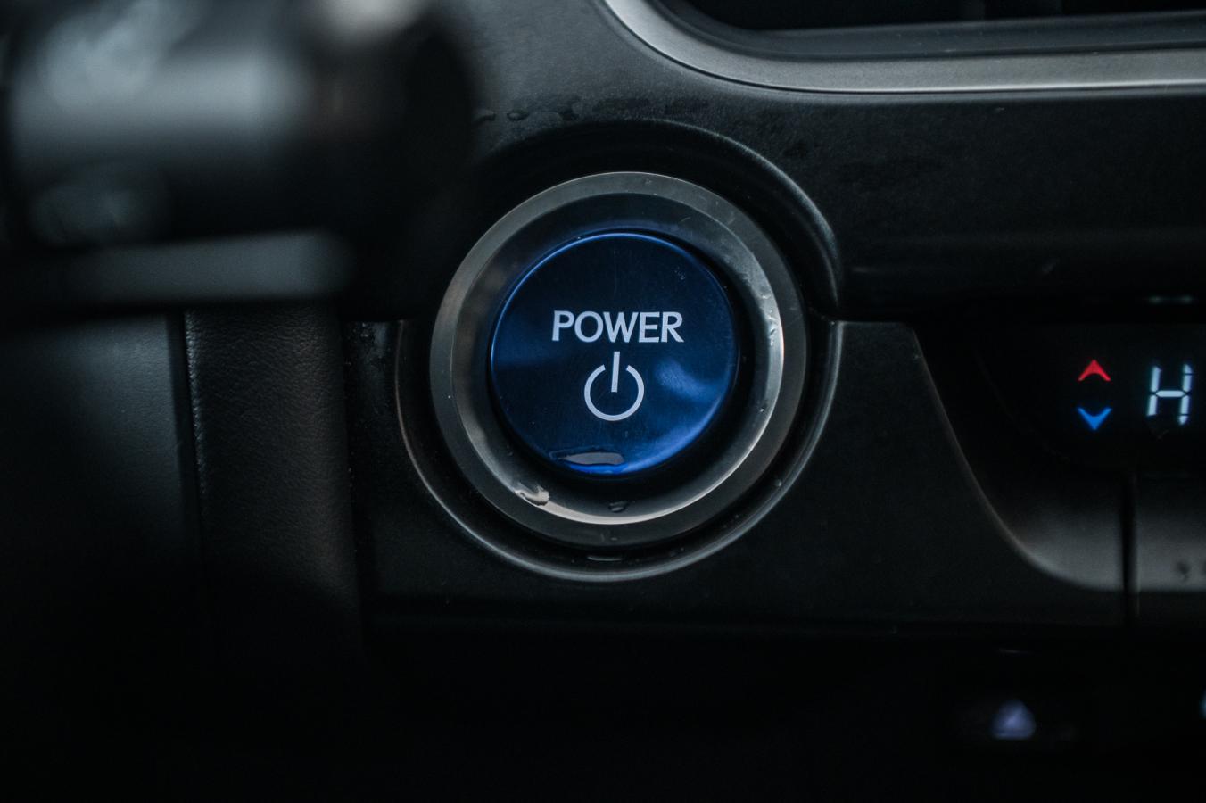 2021 Lexus UX - Image 39