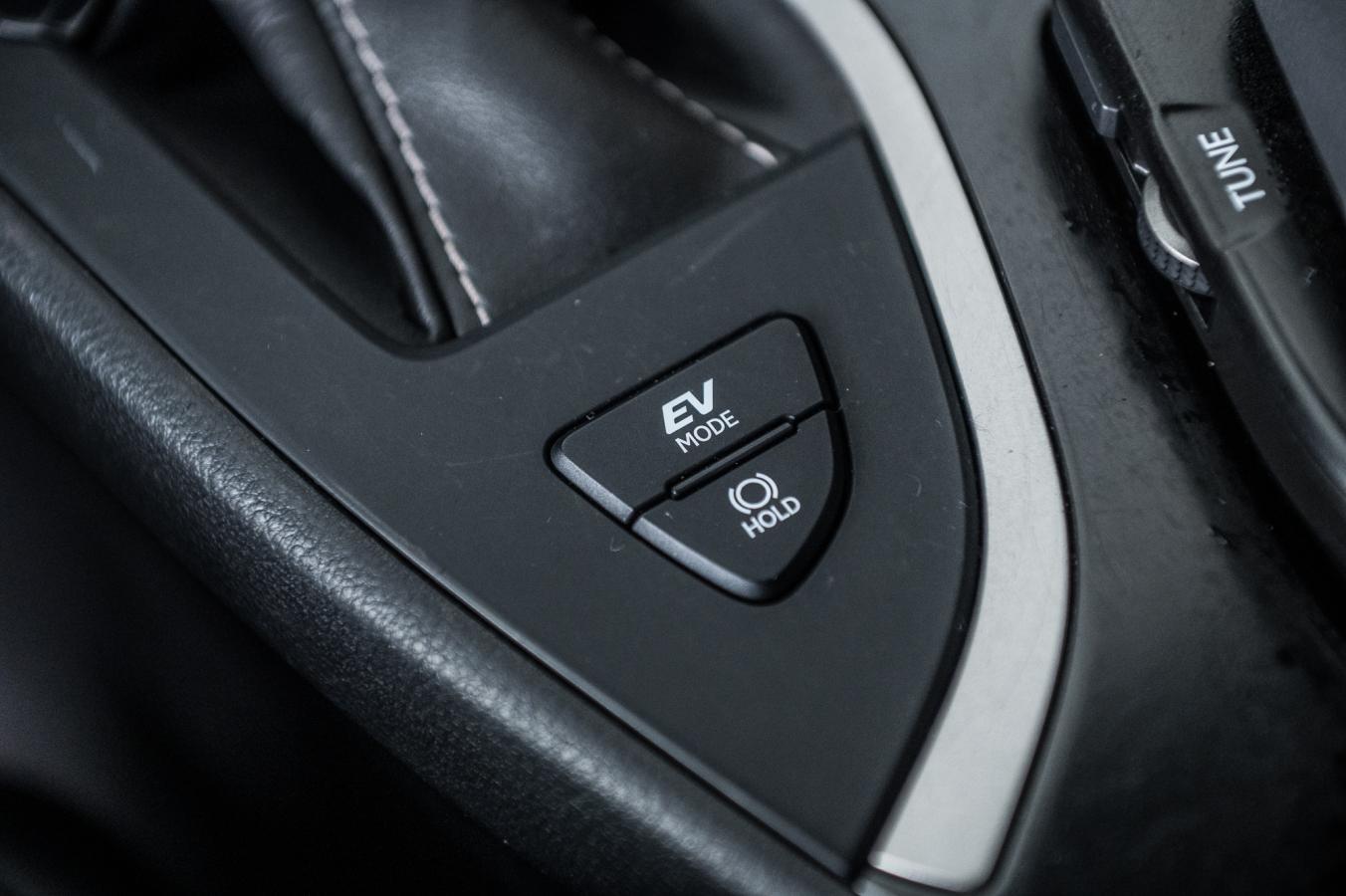 2021 Lexus UX - Image 44