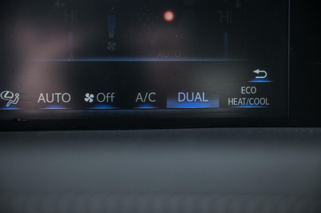 2021 Lexus UX - Image 46