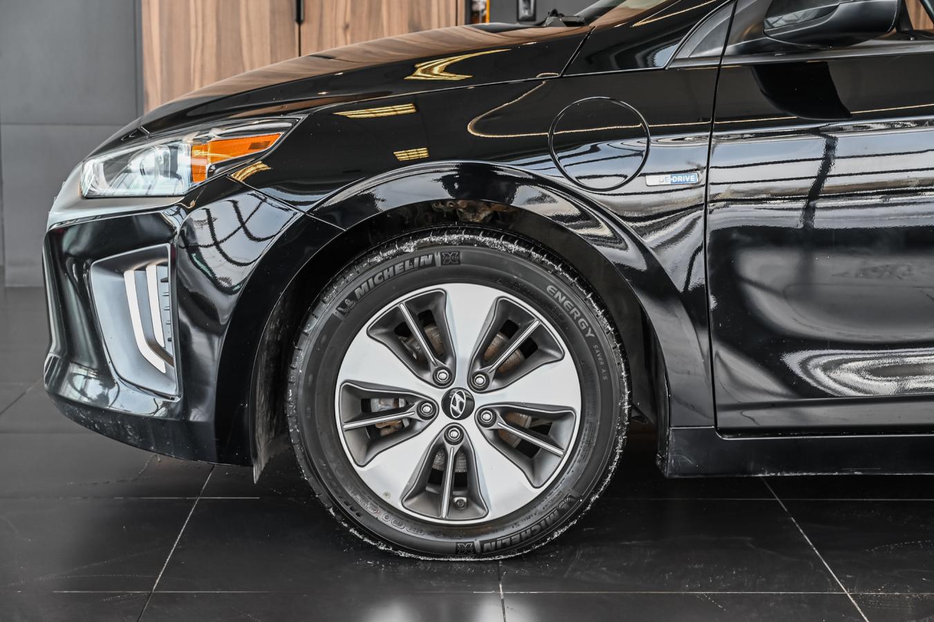 2020 Hyundai IONIQ Hybrid - Image 21