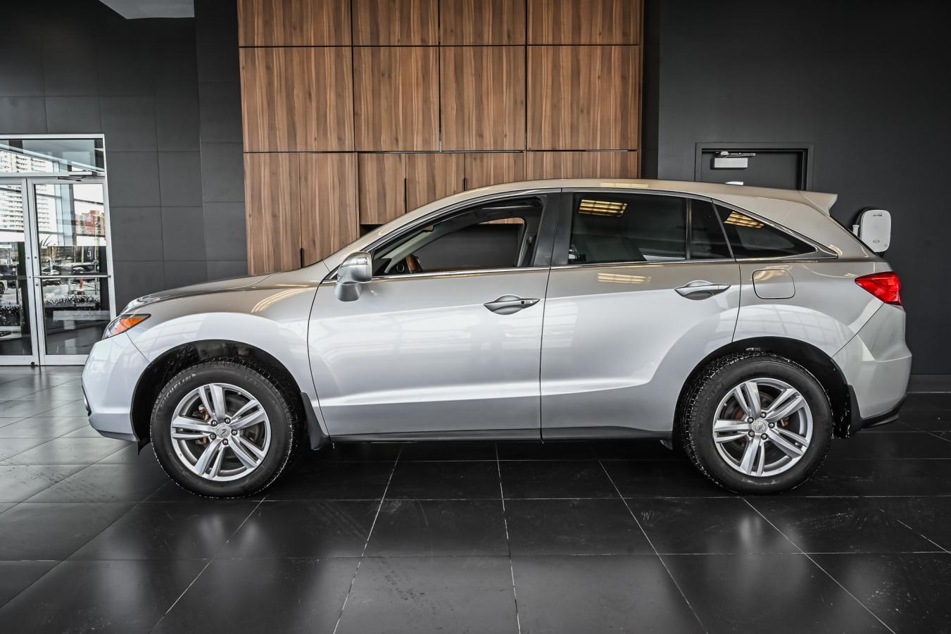 2015 Acura RDX - Image 25