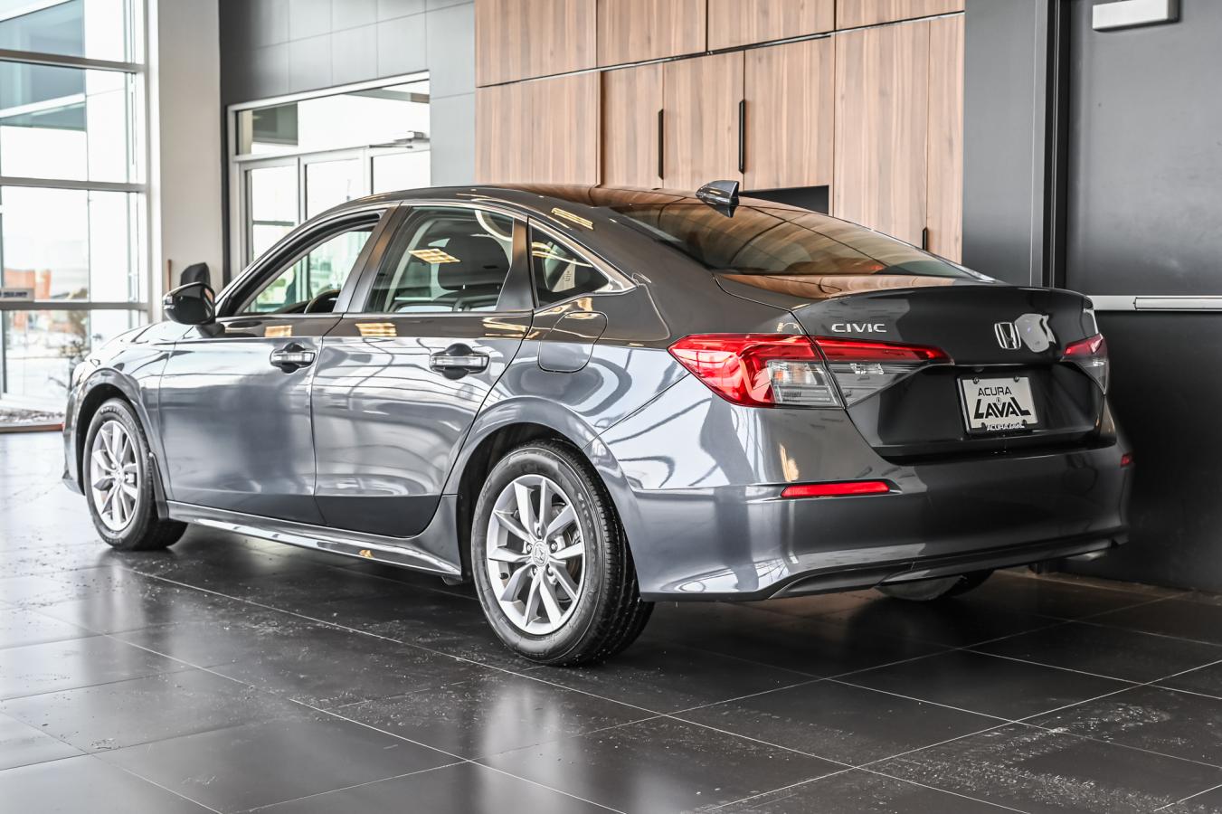 2022 Honda Civic - Image 5