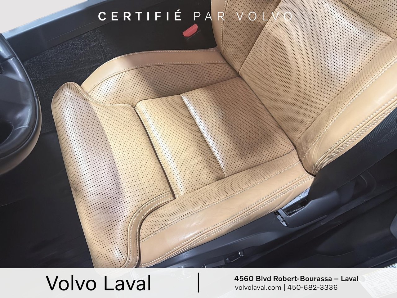 2022 Volvo XC60 Recharge - Image 7