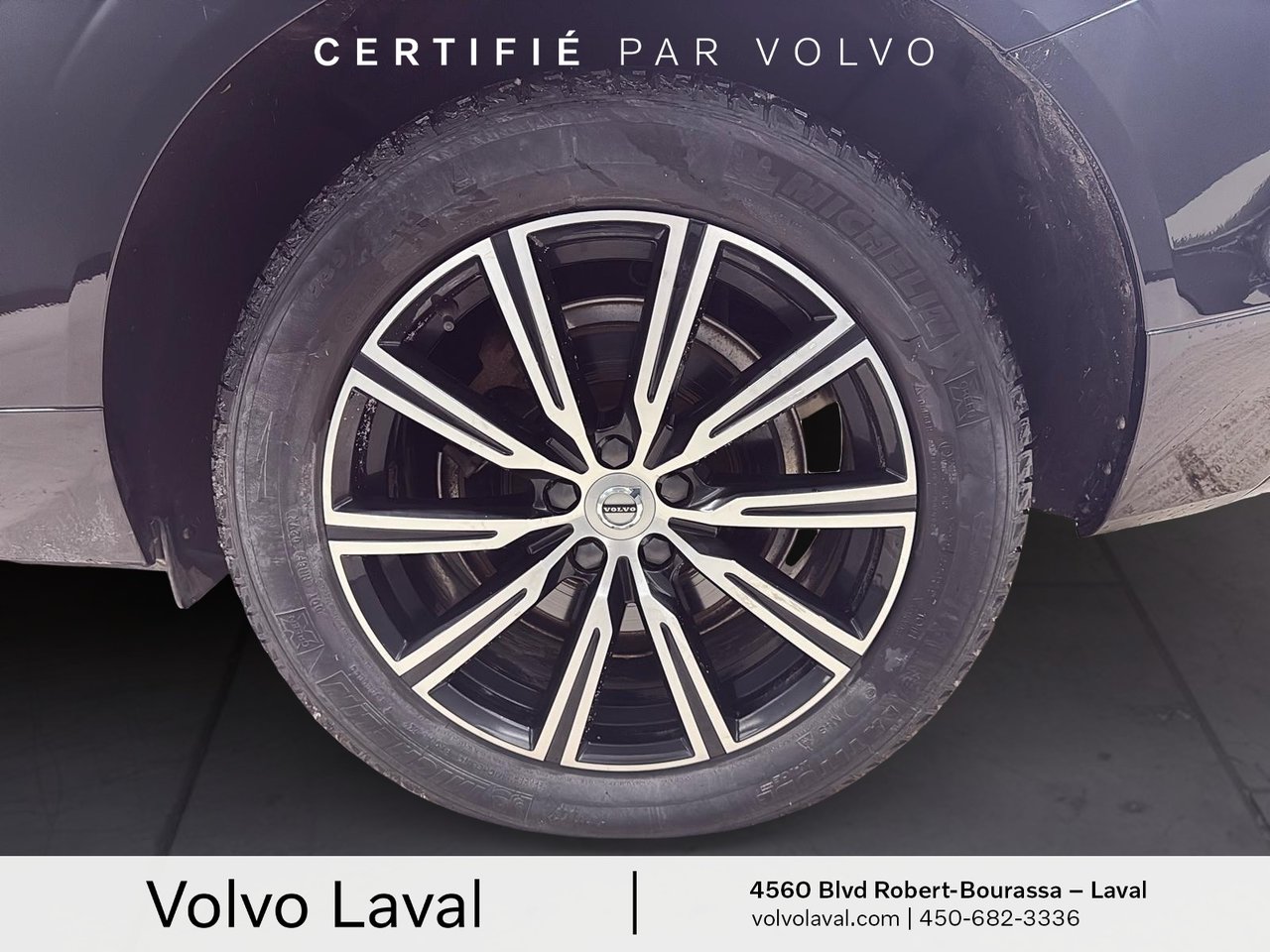 2022 Volvo XC60 - Image 7