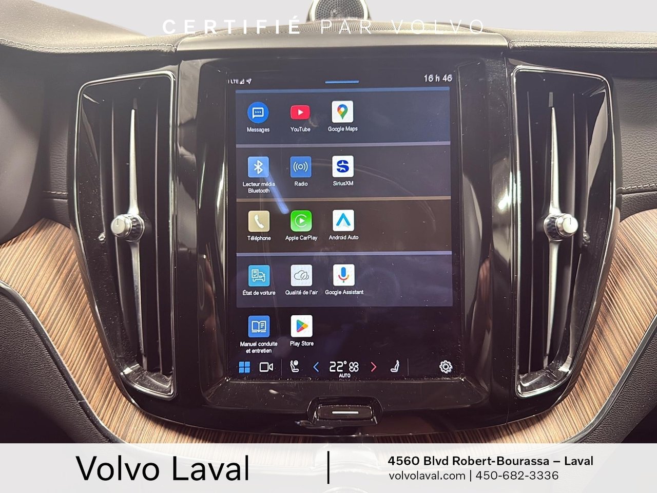 2023 Volvo XC60 - Image 17