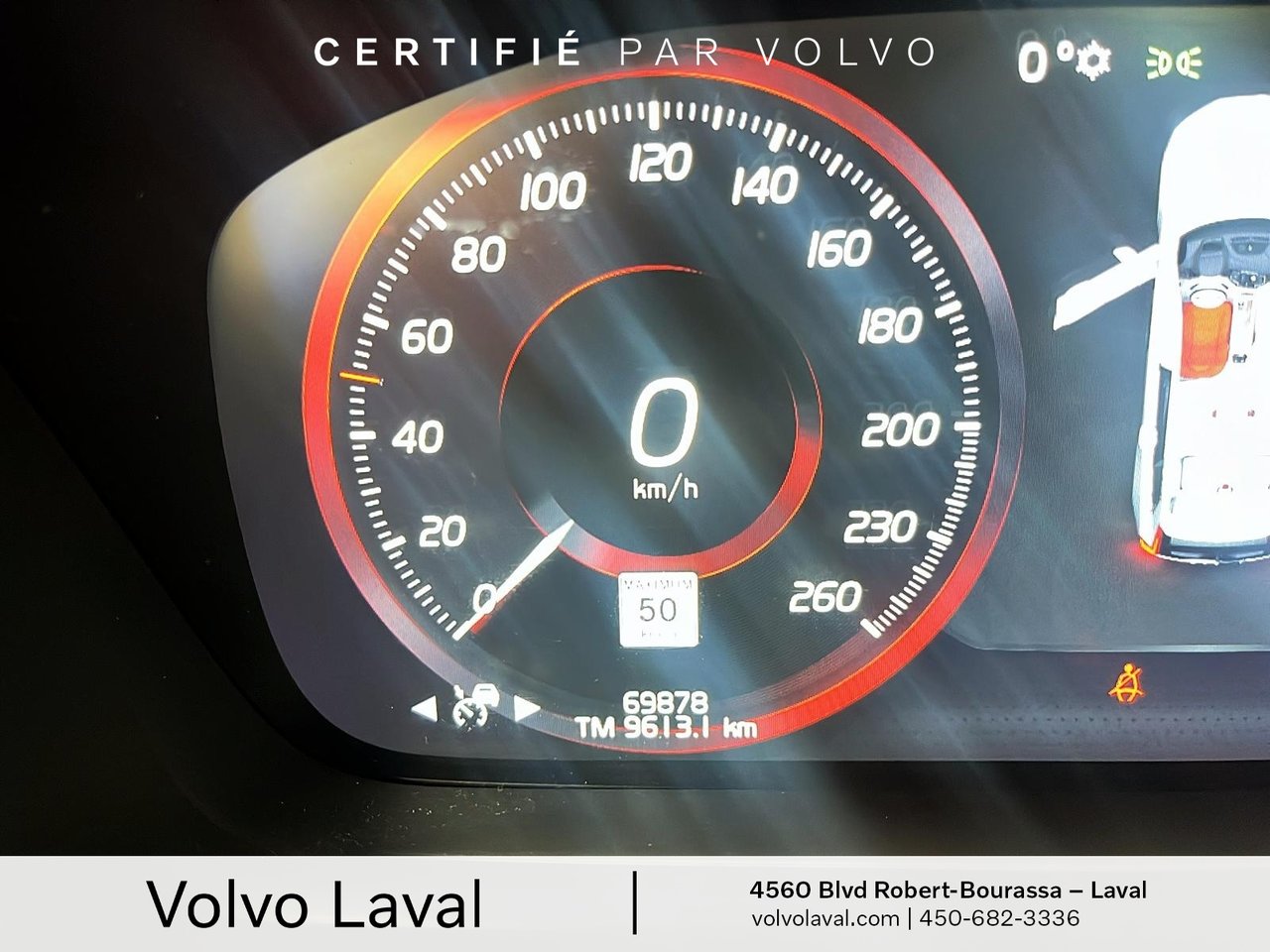 2022 Volvo XC90 - Image 13