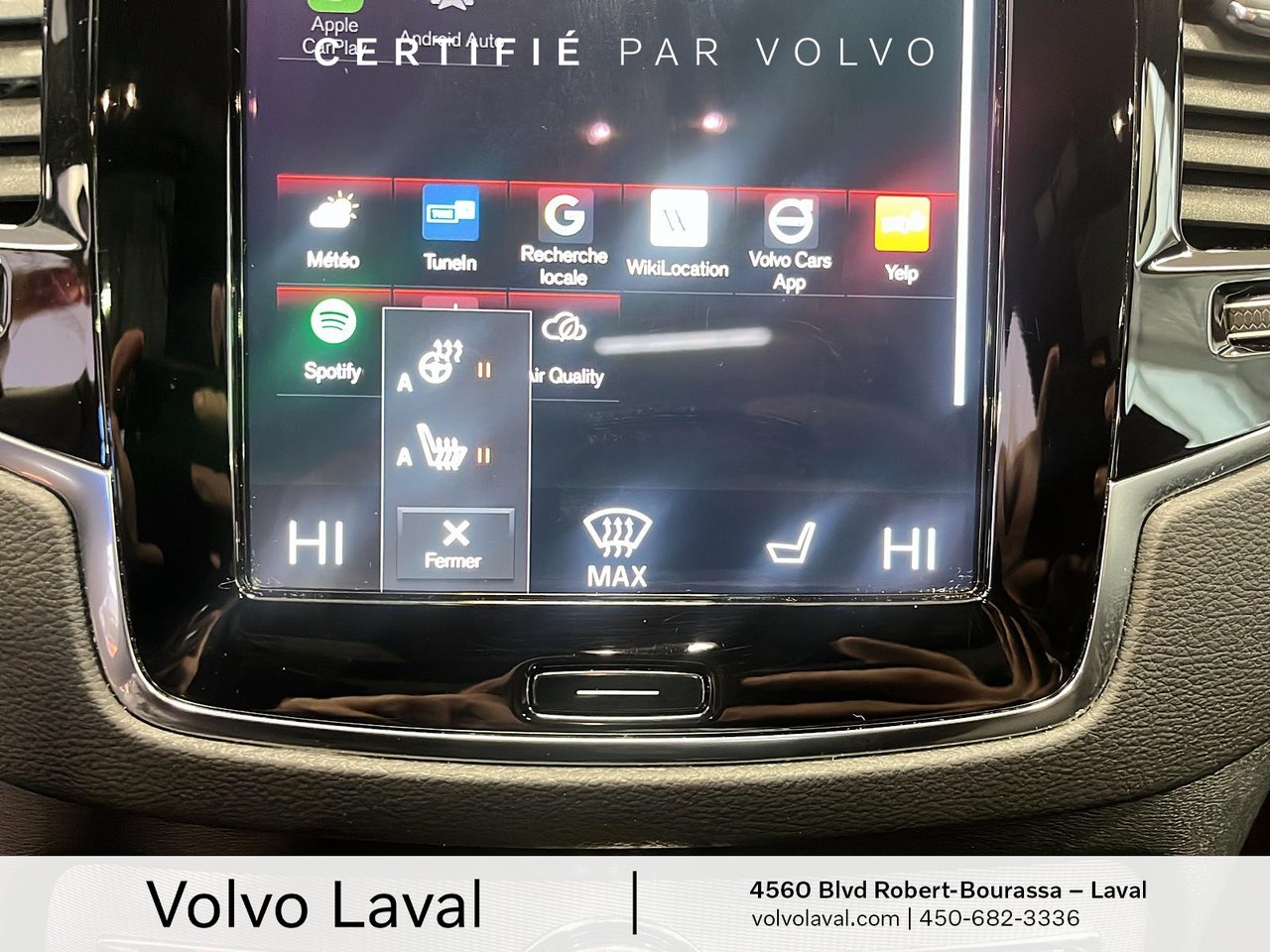 2022 Volvo XC90 - Image 16